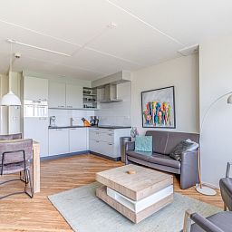 Offene Kueche und Essbereich im Apartment Juliana 146 Insel- und Meerblick, Texel.