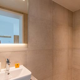 Sleek bathroom in Cottage in De Koog, De Koog, Texel, with modern shower, Wadden Islands.