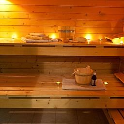 Relaxing sauna in Villa 6, De Koog Texel, luxury vacation home on the Wadden Islands.