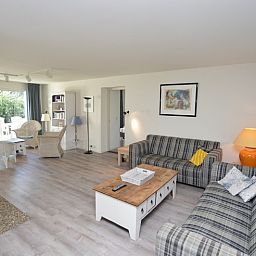 Geraeumige Sitzecke in Ruijslaan 75 / de Paddestoel, Ferienhaus in De Koog, Texel, mit stimmungsvoller Einrichtung.