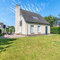 Gezellig vakantiehuis Kamperfoelie 77 in De Koog, Texel met ruime tuin