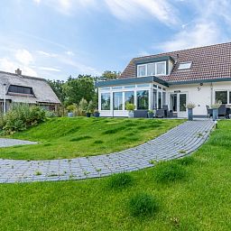 Blick auf die Terrasse des Huis ter Duin, Ferienunterkunft in De Koog, Texel.