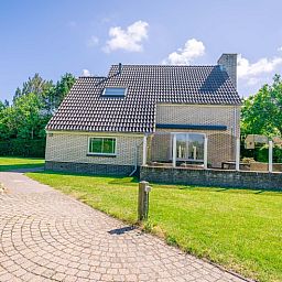 Geniessen Sie die gruene Umgebung im Ferienhaus Kamperfoelie 73, ein ideales Ferienhaus in De Koog auf Texel.