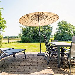Guest house 0102965 - Holiday property Texel - Het Buitenhof villa 53 met serre