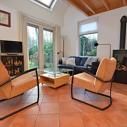 Lichte zithoek in Monnikenweg 11 vakantiehuis, De Dennen, Texel.