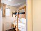 Verblijf 0403208 • Bungalow Ameland • Vakantiepark Boomhiemke 15  • 8 van 26