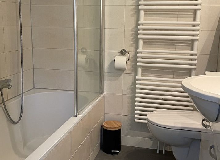 Terras van Kaap Zilt Texel vakantiehuis in De Cocksdorp met zitgelegenheid.