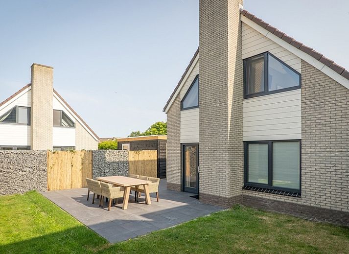 Typ B-12 Hodshonstraat, Ferienhaus in De Cocksdorp, Texel mit grossem Parkplatz und moderner Architektur.