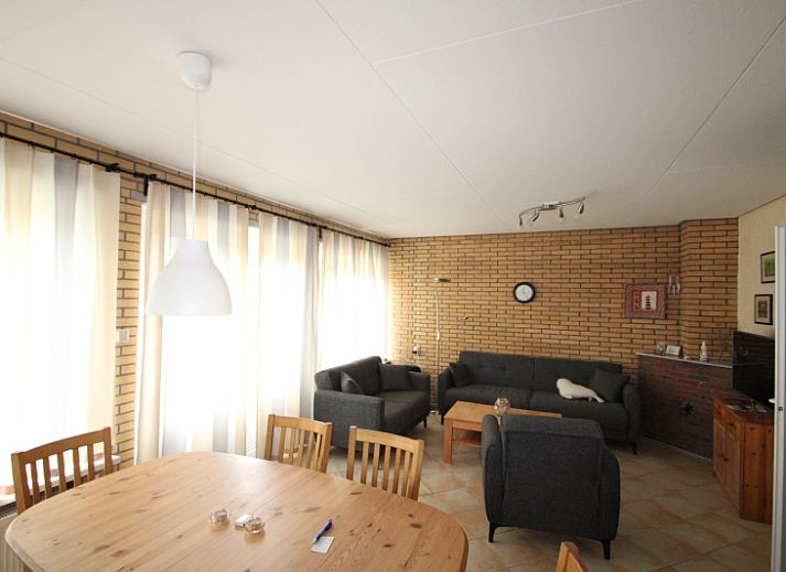 Ferienhaus Slufterhoek 064 in De Cocksdorp, Texel mit grossem Garten und Terrasse.