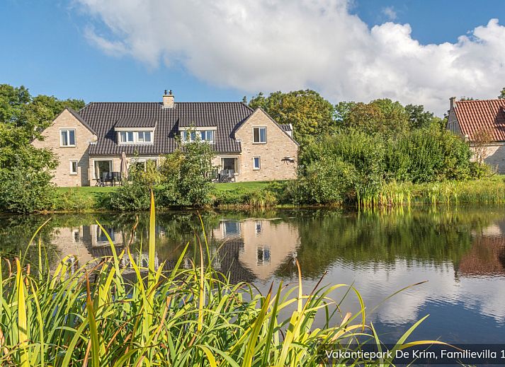 Familievilla 10 persoons in De Cocksdorp, Texel met uitzicht op vijver en natuur.