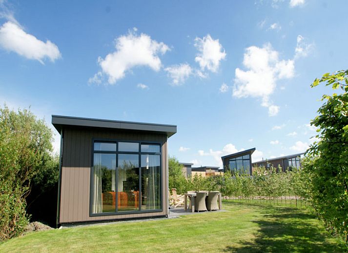 Guest house 0101155 - Holiday property Texel - Chalet 14 Newport