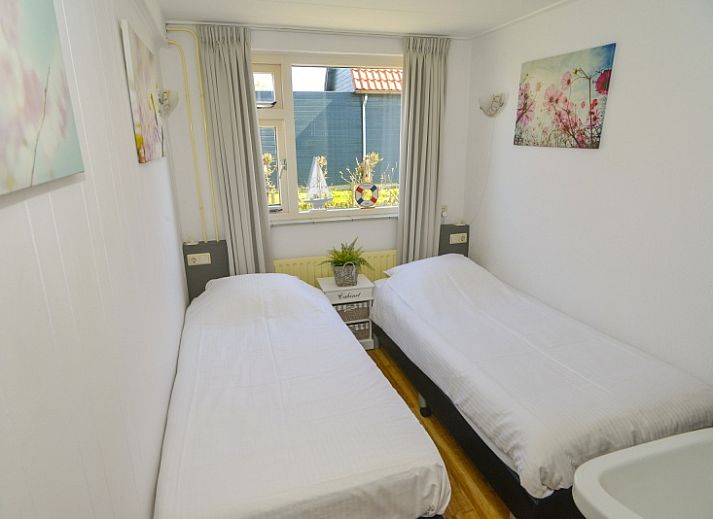 Geniessen Sie die sonnige Terrasse des Ferienhauses Duinviooltje in De Cocksdorp, Texel.