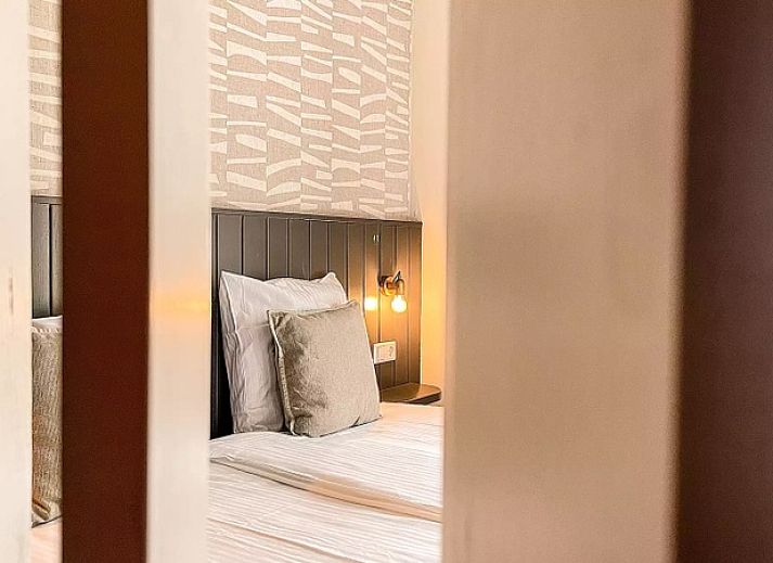 Geraeumige Kueche und Essbereich im Ferienhaus Hogezandskil, De Cocksdorp, Texel, ideal fuer gemuetliche Mahlzeiten.