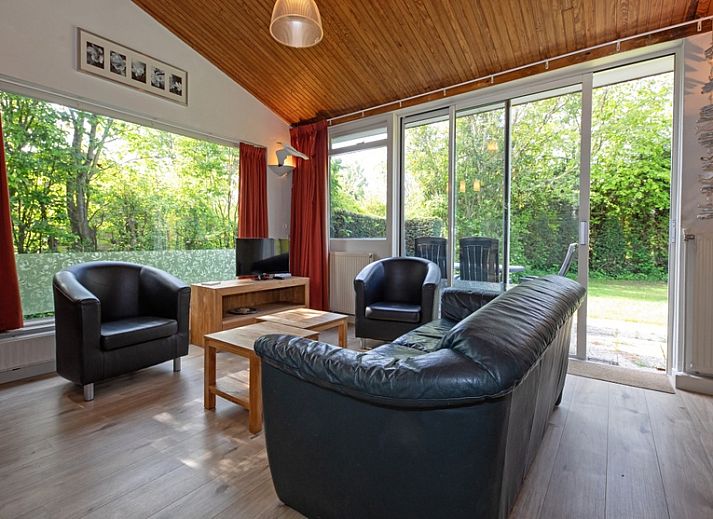 Ferienhaus Slufterduin 128 in De Cocksdorp, Texel mit Sonnenterrasse und Garten.