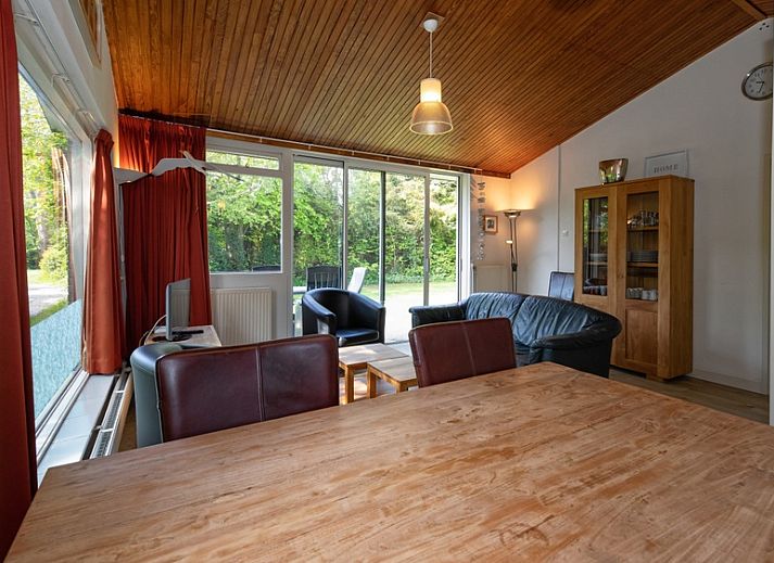 Ferienhaus Slufterduin 128 in De Cocksdorp, Texel mit Sonnenterrasse und Garten.