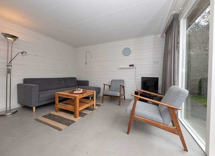 Bungalowpark Tamarisk - Bungalow 200 - Ties in De Cocksdorp, Texel met zonnig terras en ruime tuin.