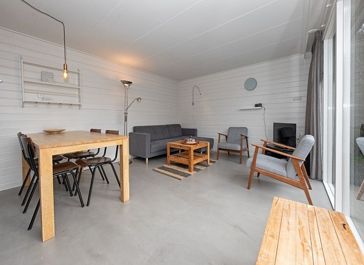 Bungalowpark Tamarisk - Bungalow 200 - Ties in De Cocksdorp, Texel met zonnig terras en ruime tuin.