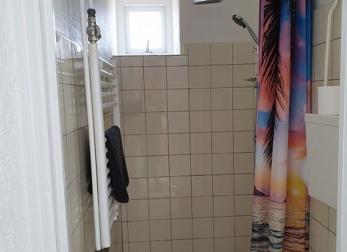 Bright living room with a view at Holiday Homes Family Bouthoorn in Zuid-Eierland, Texel.