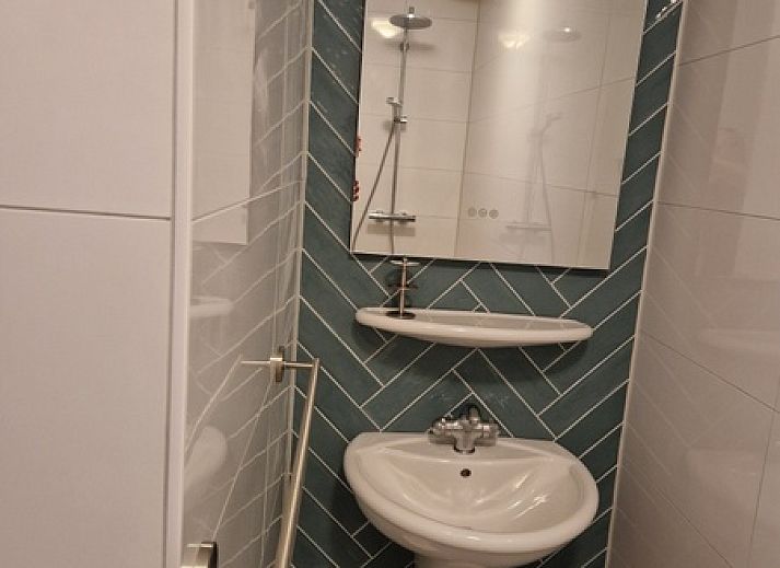 Gemuetliche Sitzecke mit viel Licht im Ferienhaus Slufteroord 300, De Cocksdorp, Texel.