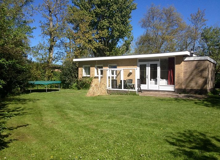 Ferienhaus Slufteroord 270 in De Cocksdorp Texel mit grossem Garten und Terrasse, ideal fuer einen entspannten Aufenthalt auf den Watteninseln.