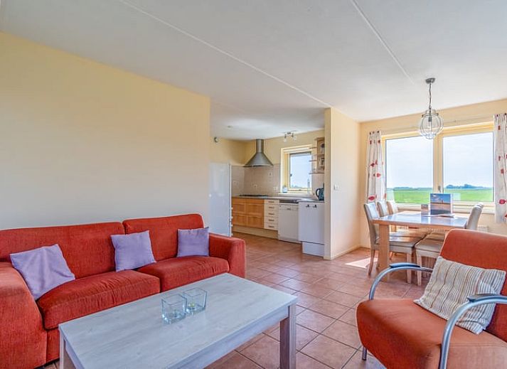 Ferienhaus in De Cocksdorp Texel mit grossem Garten und gruener Umgebung.