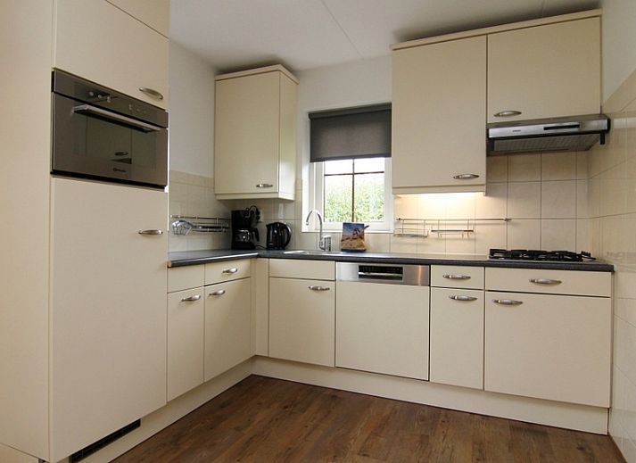 Guest house 0101666 - Holiday property Texel - Vakantiehuis E 421