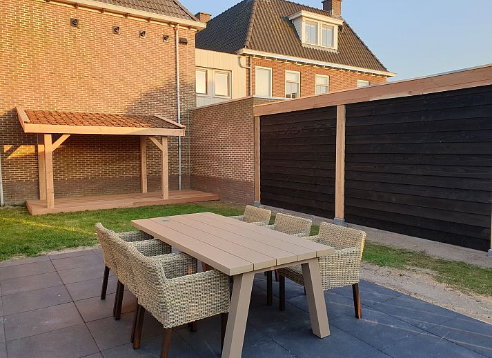 Guest house 0101753 - Bungalow Texel - Hodshonstraat B-12