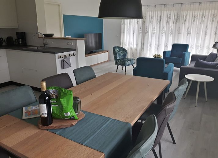 Bungalowpark Slufteroord - Duinzicht de Slufter in De Cocksdorp Texel, Ferienhaus mit sonniger Terrasse und gruenem Garten.