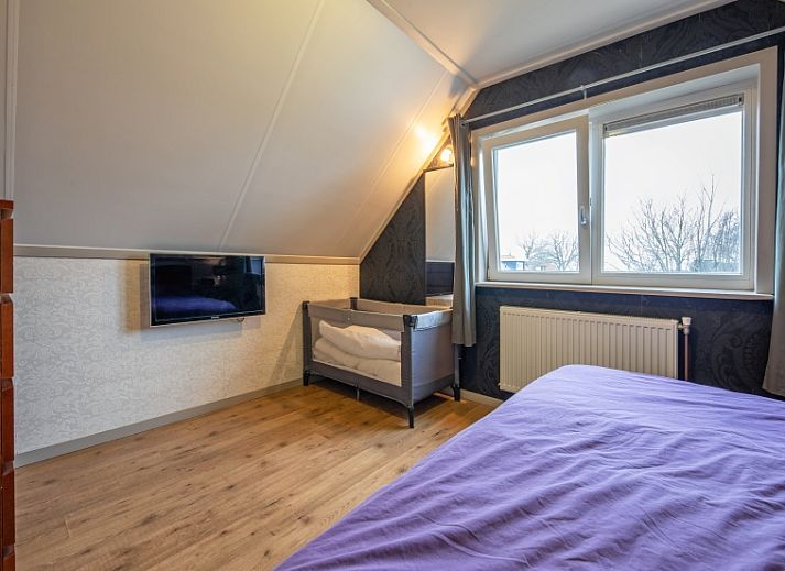 Gemuetliches Wohnzimmer in Tongelen R.D. van, Ferienhaus in De Cocksdorp, Texel. Bequeme Sofas und moderne Einrichtung.