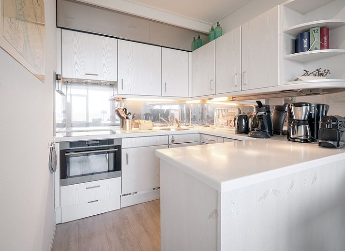 Enjoy the panoramic sea view in Apartment Juliana 160 Zeezicht, a vacation accommodation in De Koog, Texel.