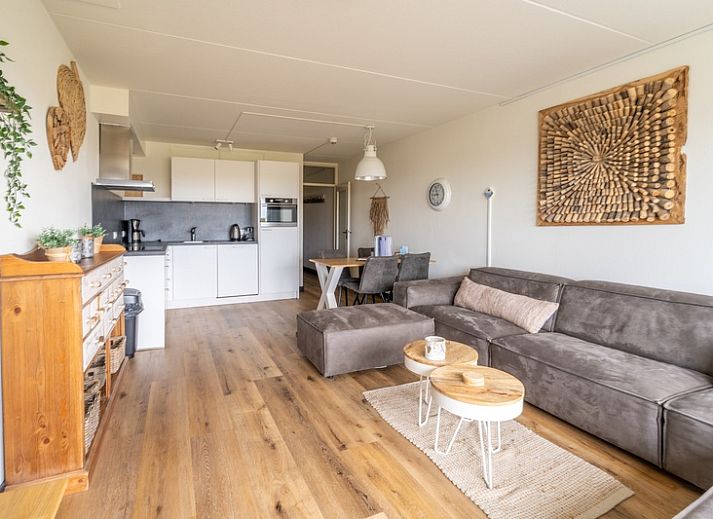Cozy living room with sea view in Apartment Juliana 086, De Koog, Texel, Wadden Islands.