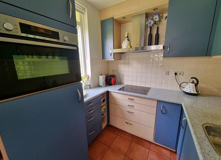 Vacation home Residence California - Geborchenheit - 361 in De Koog, Texel, surrounded by nature and tranquility.