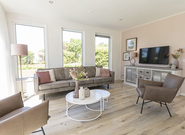 Villa 35a in De Koog, Texel with sunny terrace and trampoline in the garden.