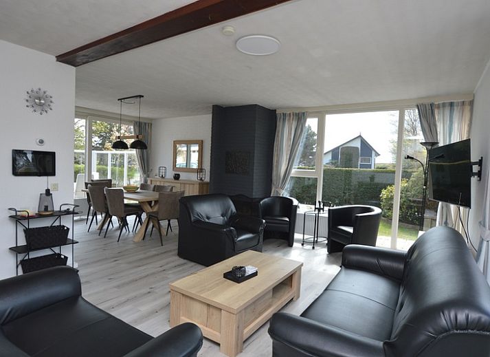 Orchismient 33 vakantiehuis in De Koog Texel met zonnige tuin en terras.