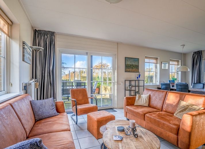 Maaikeduinweg 13 vacation home in De Koog, Texel with spacious garden and terrace, ideal for a relaxing stay on the Wadden Islands.