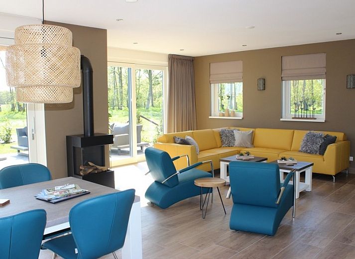 6-8 Pers.Wellness Landhuis in De Koog, Texel mit Reetdach und gruener Umgebung.