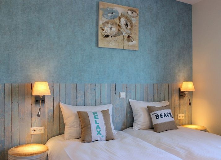 Wohnen im Freien bei 6-8 Pers. Wellness Landhuis in De Koog, Texel mit moderner Veranda.