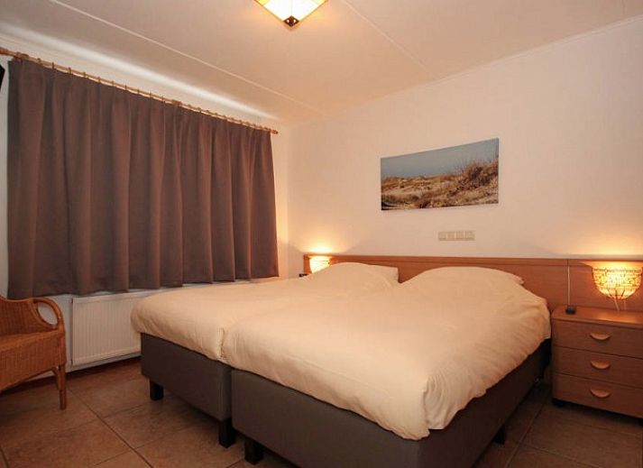 Guest house 01022526 - Holiday property Texel - 6 Persoons luxe villa met serre en sauna