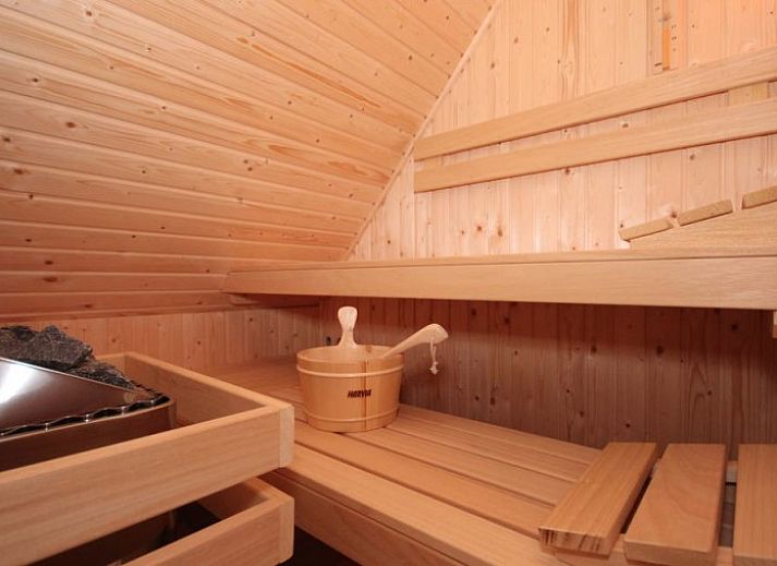 Unterkunft 01022527 - Ferienhaus Texel - 6 Persoons luxe villa met sauna