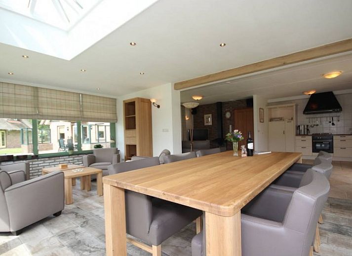 6-Personen-Villa mit viel Luxus, Ferienhaus in De Koog, Texel mit sonniger Terrasse und gruenem Garten.