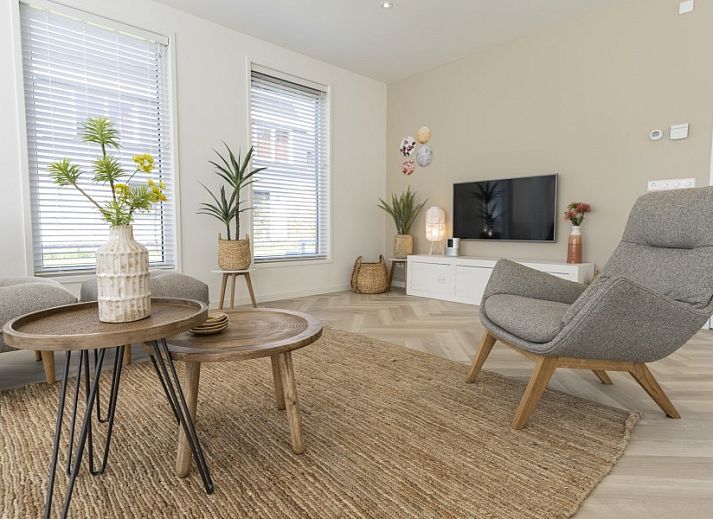 Guest house 01022535 - Holiday property Texel - Vakantiepark So What, Villa 8 Pers.