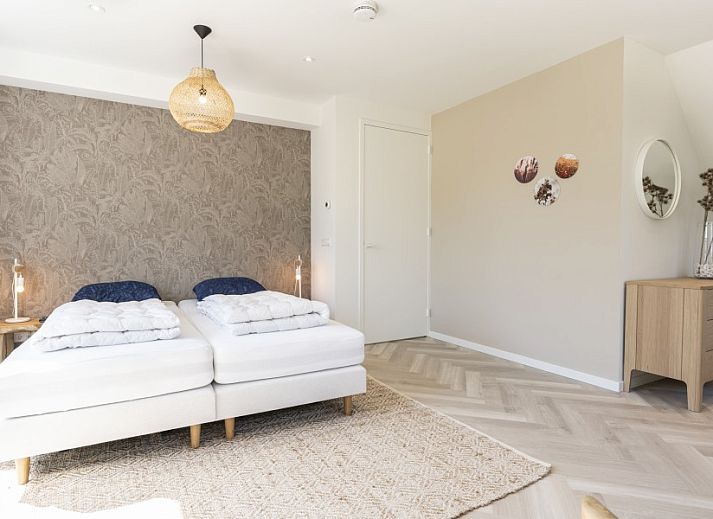 Guest house 01022535 - Holiday property Texel - Vakantiepark So What, Villa 8 Pers.