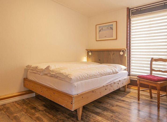 Moderne douche in Bosrandweg 409-B vakantiehuis in De Koog, Texel, Waddeneilanden.