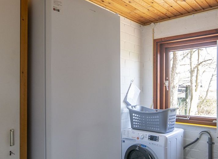 Moderne douche in Bosrandweg 409-B vakantiehuis in De Koog, Texel, Waddeneilanden.