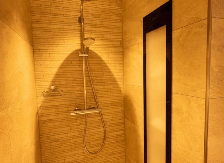 Gezellig vakantiehuis Landgoed Springtij Stulpje in De Koog, Texel, met ruim terras en groen uitzicht.