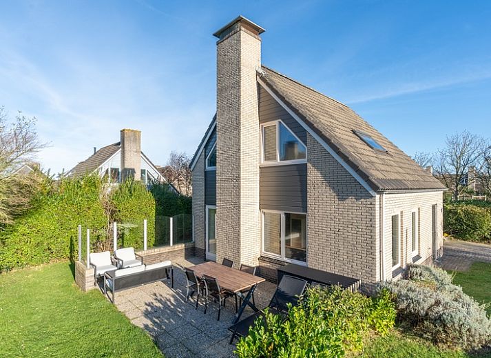 Ferienhaus Kamperfoelie 97 in De Koog, Texel mit grossem Garten und Terrasse fuer ultimative Entspannung auf den Watteninseln.