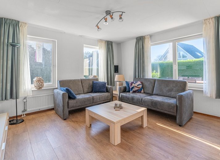 Ferienhaus Kamperfoelie 97 in De Koog, Texel mit grossem Garten und Terrasse fuer ultimative Entspannung auf den Watteninseln.