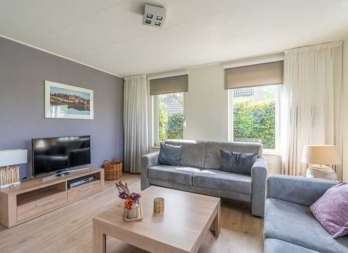 Vacation home Honeysuckle 63 in De Koog, Texel with spacious garden and sunny veranda.