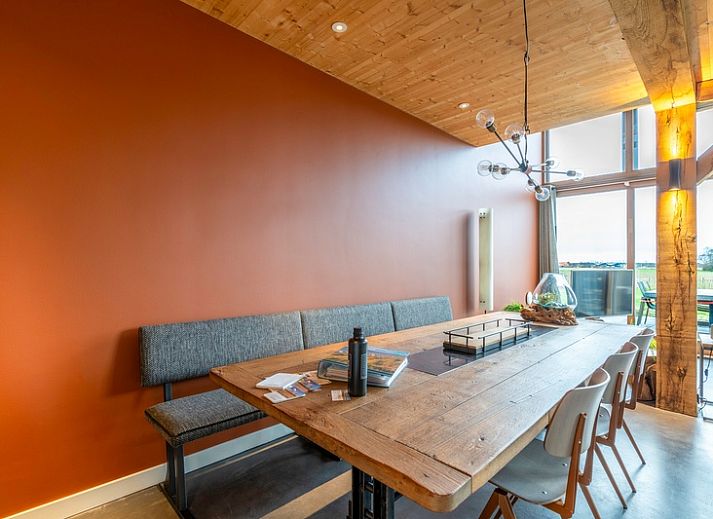 Vacation home Villa 191 with Hot tub in De Koog, Texel, offers a stylish terrace with beautiful garden views.