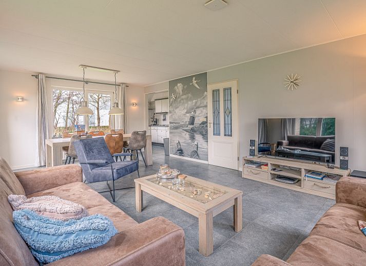 Front view of Holiday Home Honeysuckle 45 in De Koog, Texel, showing an inviting entrance.